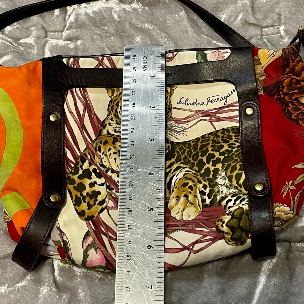 Salvatore Ferragamo Multicolor Leopard Print Shoulder Bag - Picture 13 of 14